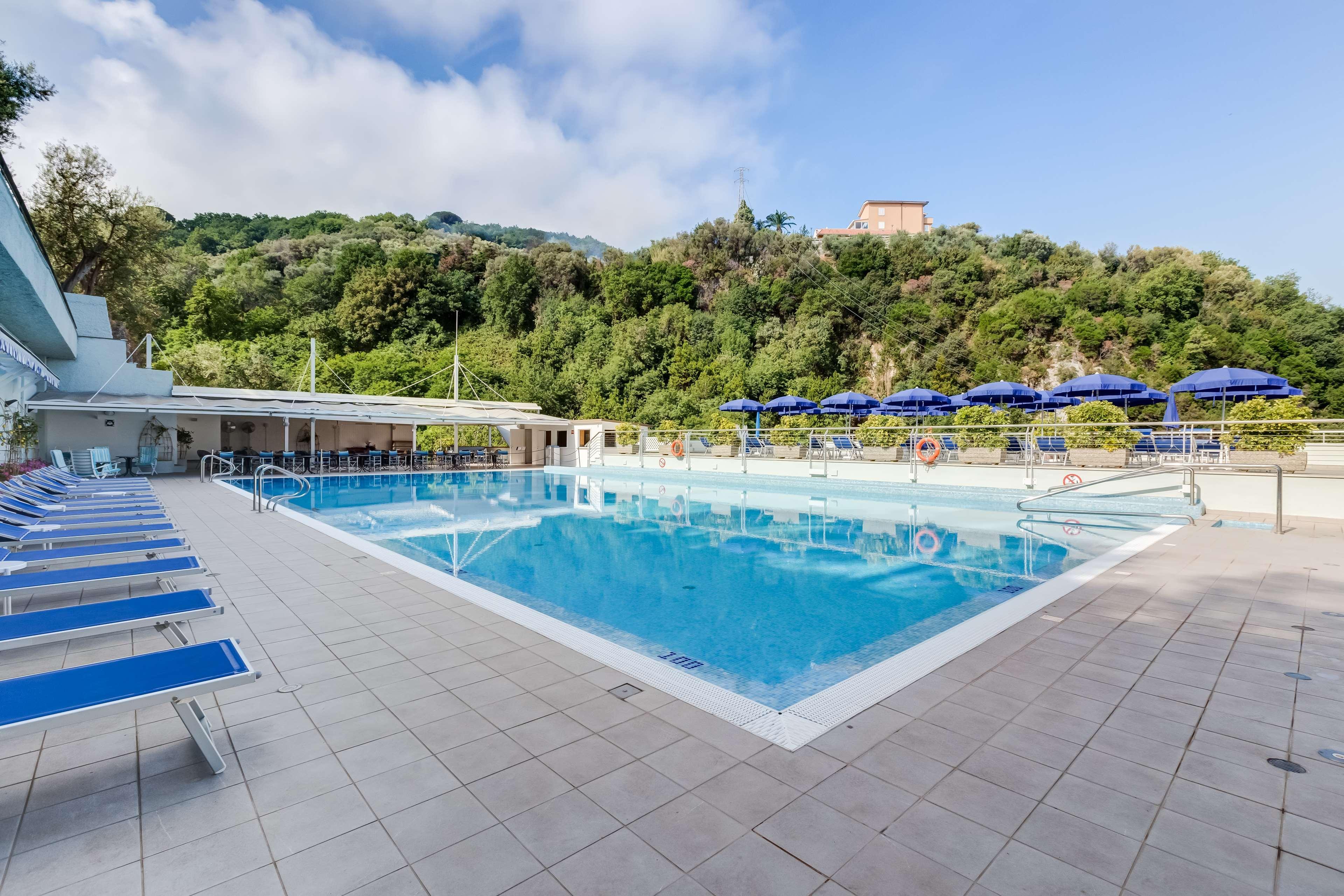 Best Western La Solara Hotel 4*